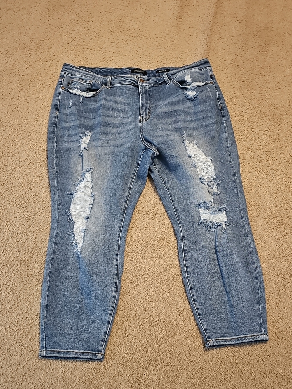 Judy Blue Medium Light Blue Relaxed Fit Ripped Boyfriend Jeans